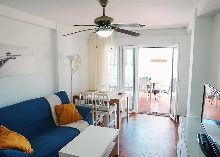 Gran Apartamento En Primera Linea Motril